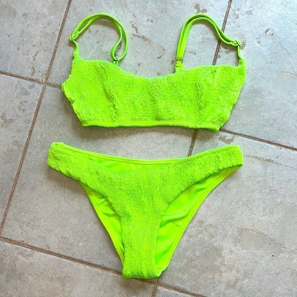 Peixoto neon bikini SET SMALL MEDIUM rouched sample adjustable straps HOT GREEN - Picture 2 of 13